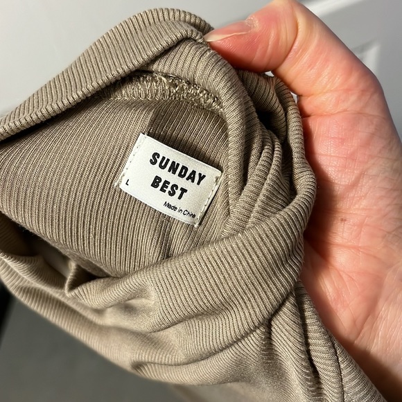 LAST CHANCE Sunday Best freshman turtleneck - Picture 4 of 4